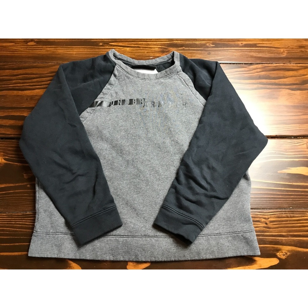 Under Armor Sweater Women's Size SM/P/CH, Gray Black, Cropped, Pullover, Loose